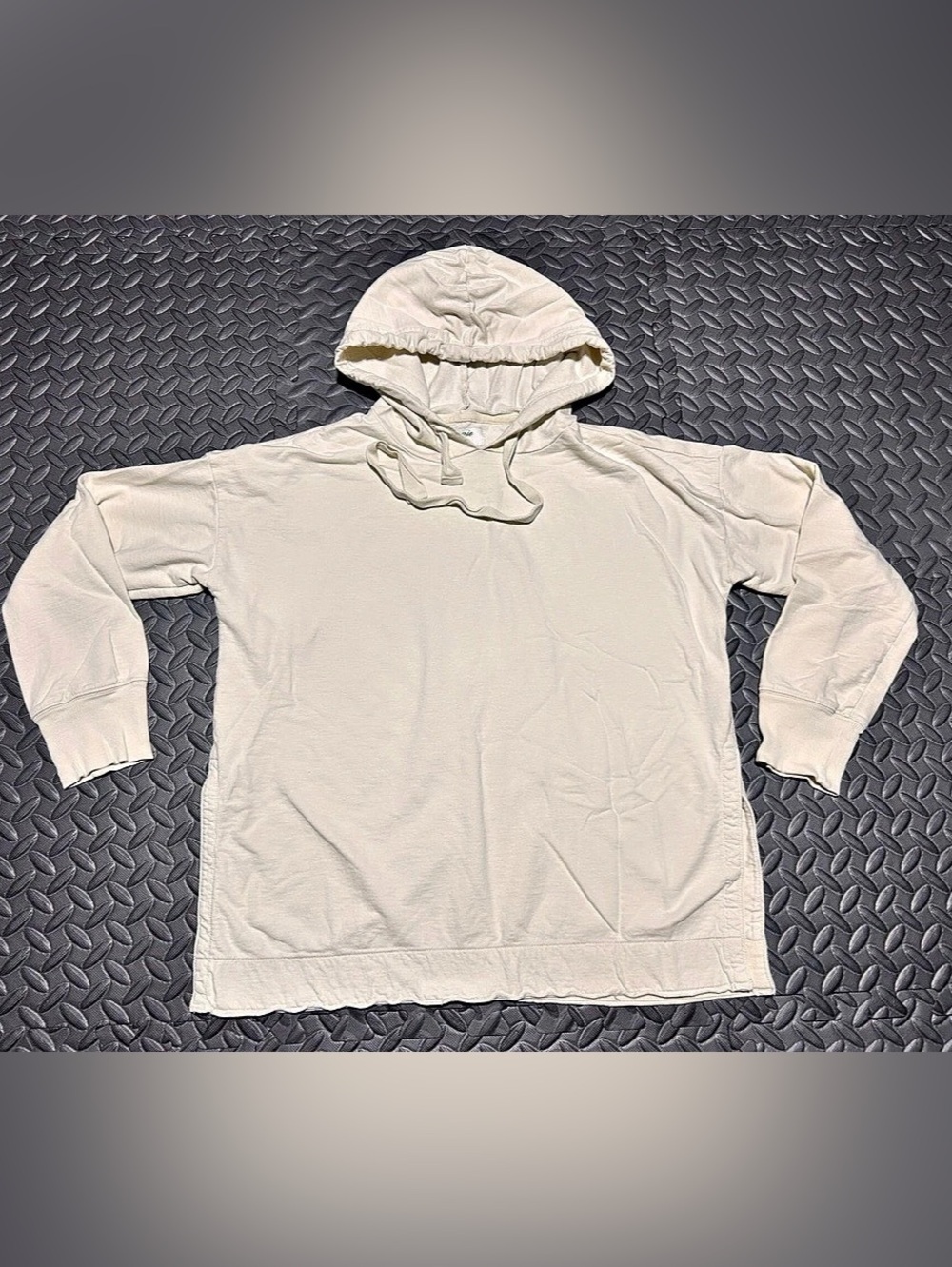 Aerie Women’s White Hooded Sweater